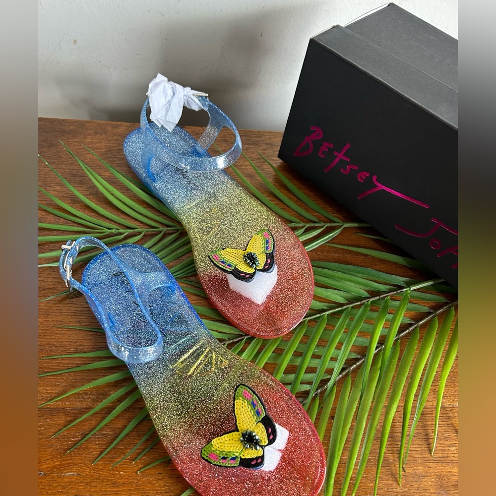 NWT Betsey Johnson Tabby Butterfly Sandal - Picture 2 of 9